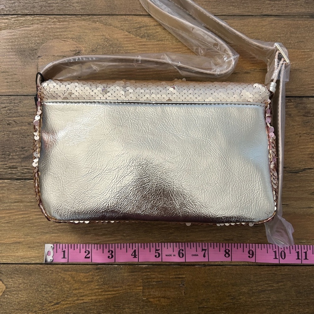 NICOLE MILLER Elegant Gold Sequin Clutch Bag - Picture 4 of 10